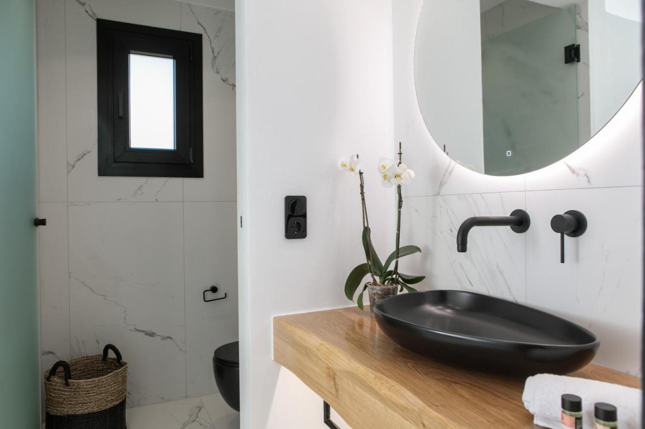 Black Concept Maisonette Naxos City エクステリア 写真